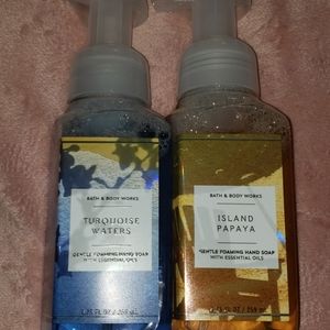 Bath & Body Works Foaming hand soap 2pc set